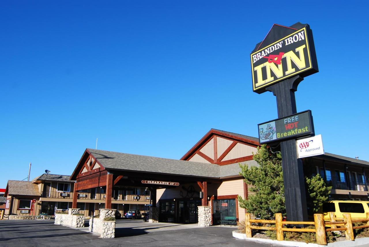 Brandin' Iron Inn West Yellowstone Exterior foto