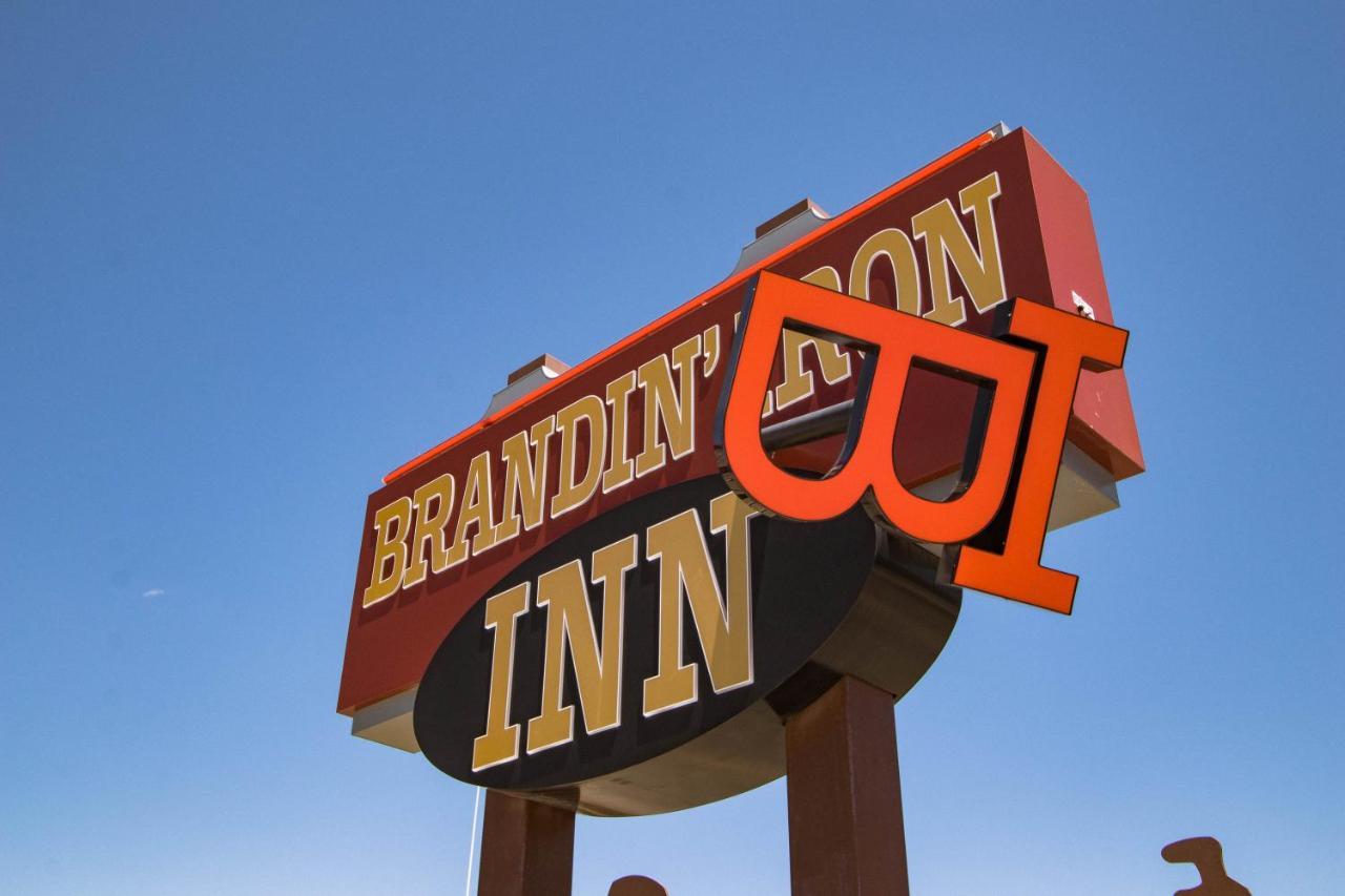 Brandin' Iron Inn West Yellowstone Exterior foto